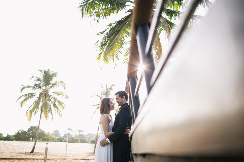 goa-beach-pre-wedding-couple-session-into-candid-photography-mk-24.jpg