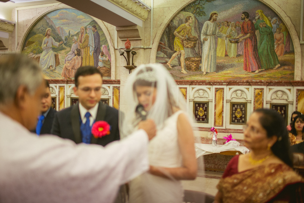 church-wedding-mumbai-into-candid-photography-6211.jpg