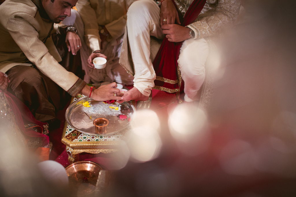 into-candid-photography-hindu-wedding-mumbai-ks-27.jpg