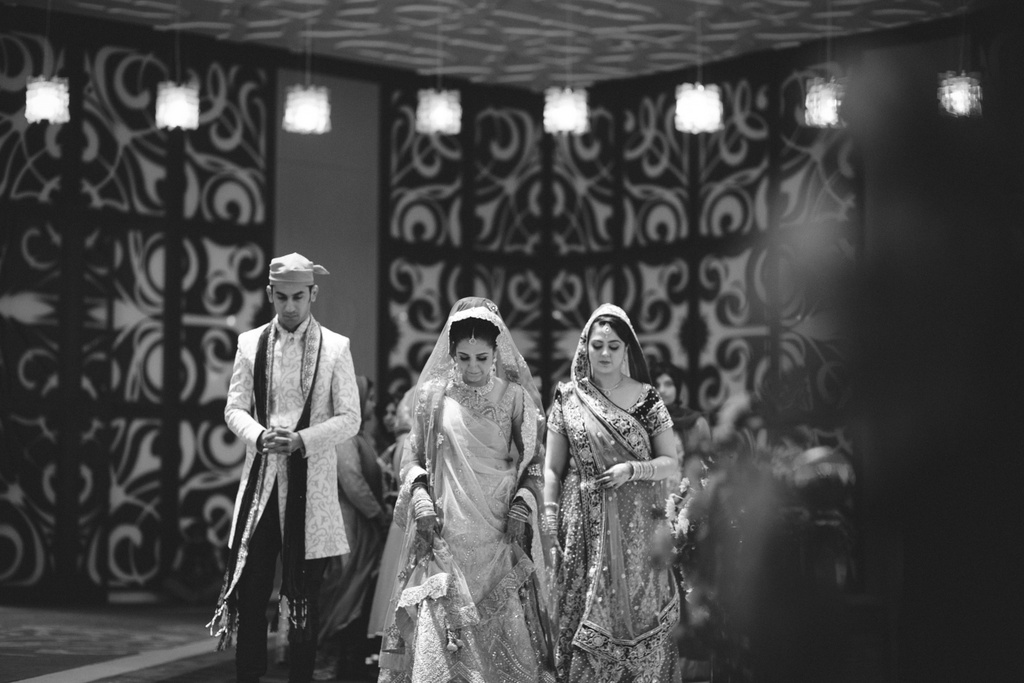 destination-wedding-photography-dubai-into-candid-gurudwara-rv-040.jpg
