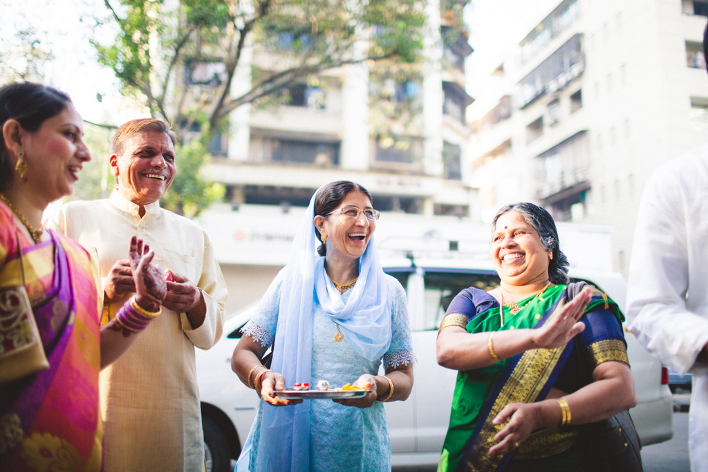 mumbai-candid-wedding-photographer-into-candid-av-04.jpg