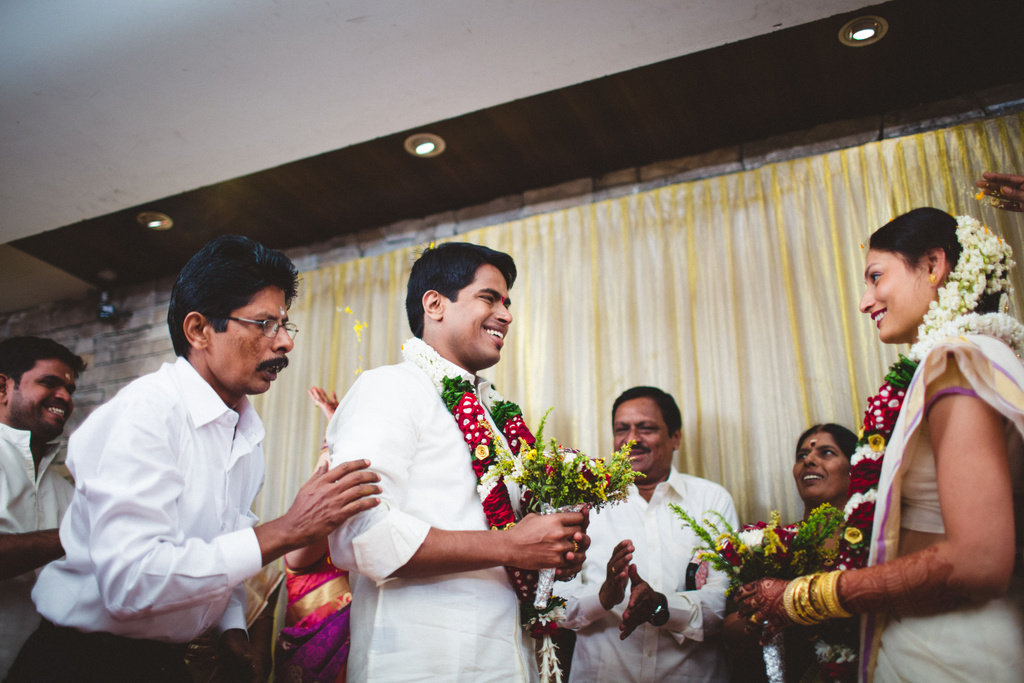 mumbai-candid-wedding-photographer-into-candid-av-20.jpg