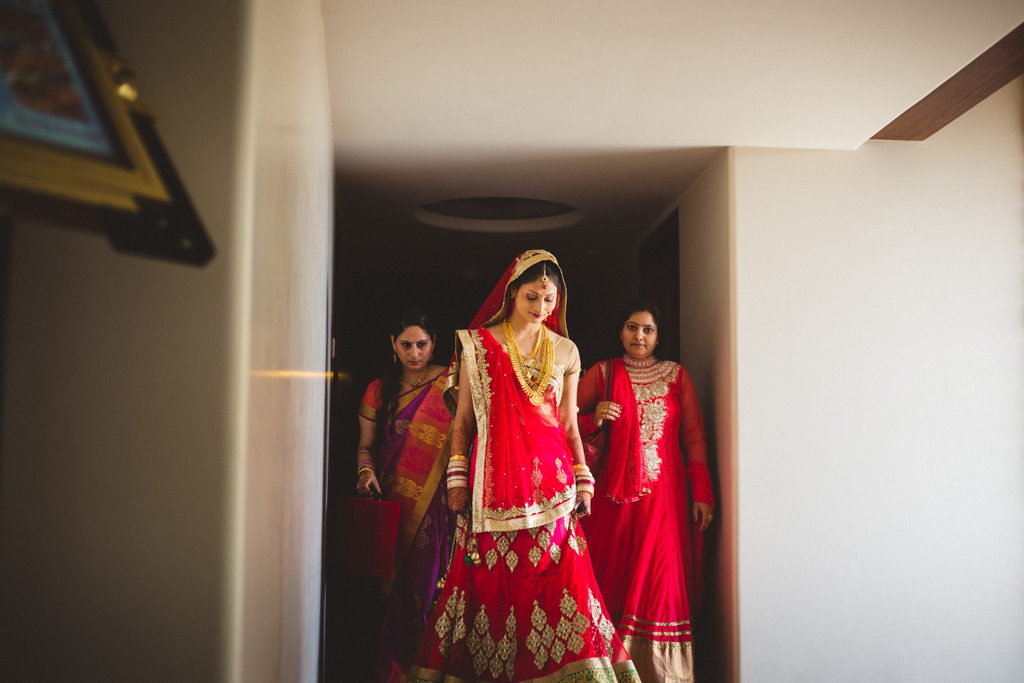 mumbai-candid-wedding-photographer-into-candid-av-29.jpg