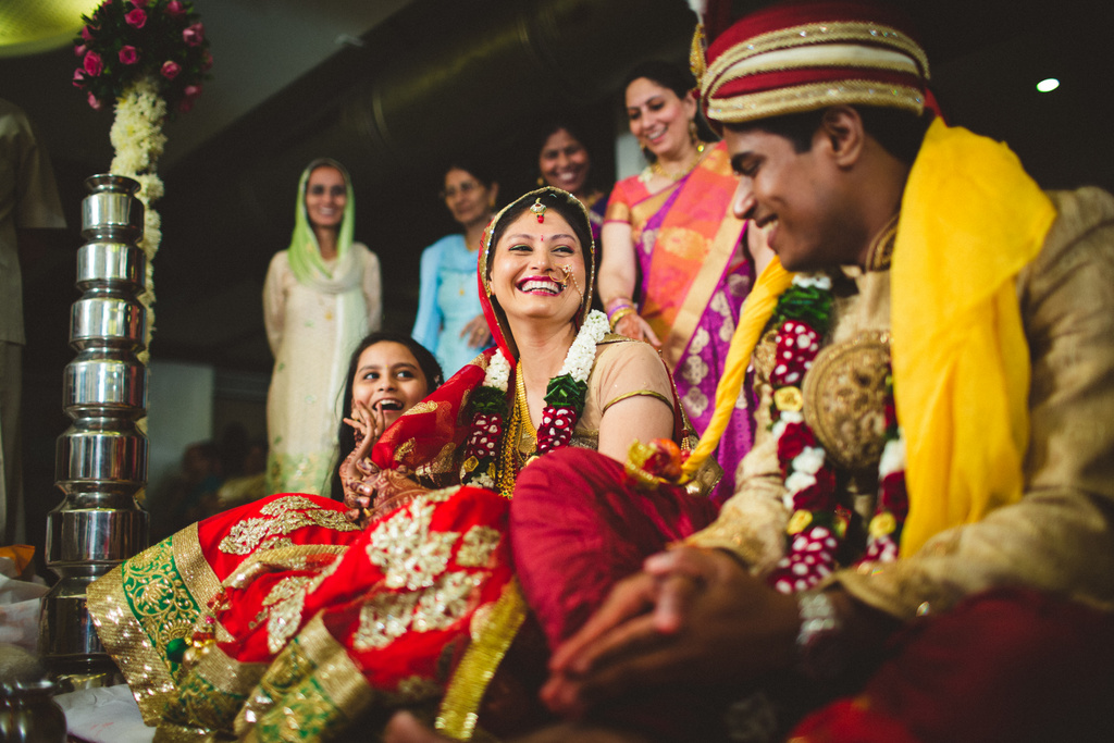 mumbai-candid-wedding-photographer-into-candid-av-39.jpg