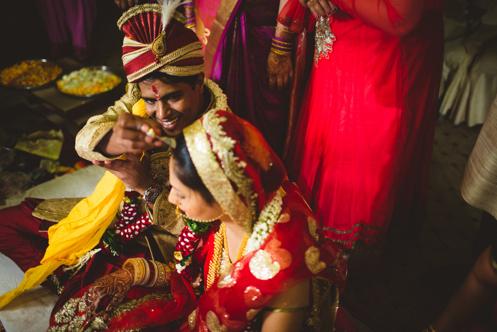 mumbai-candid-wedding-photographer-into-candid-av-40.jpg