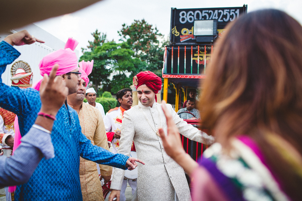 pune-corinthains-wedding-into-candid-photography-da-29.jpg