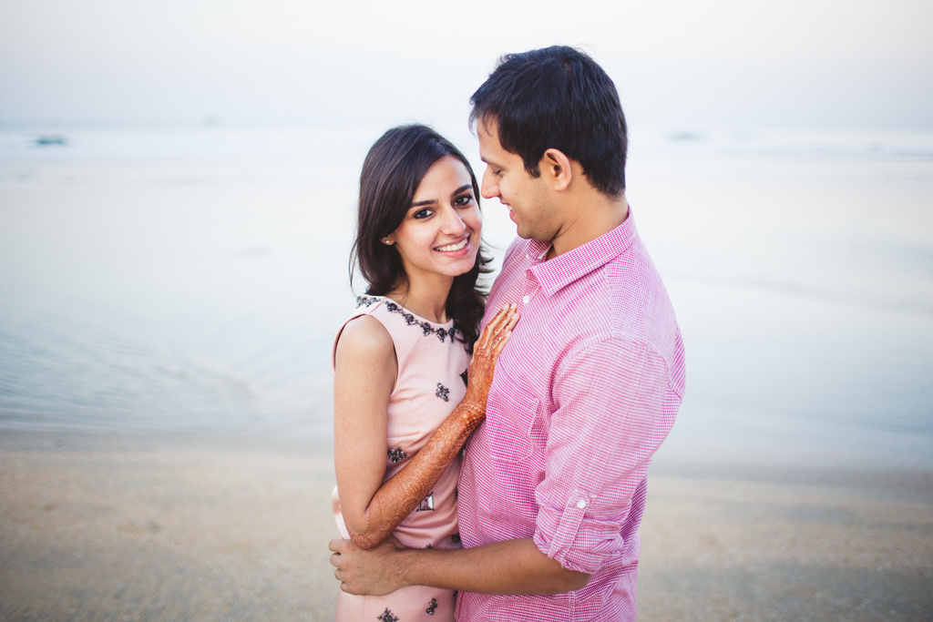 HoneymoonDiaries: This Couple Got A Honeymoon Shoot Done in Maldives And  It's Amazing! | WedMeGood