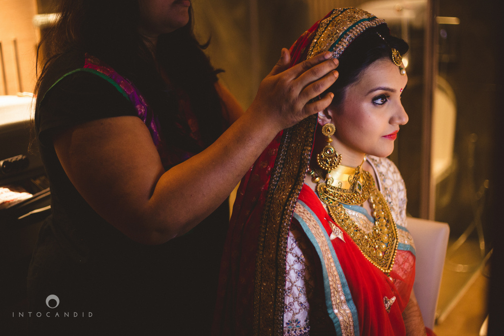 saharastar-mumbai-hindu-wedding-photography-intocandid-ma-14.jpg