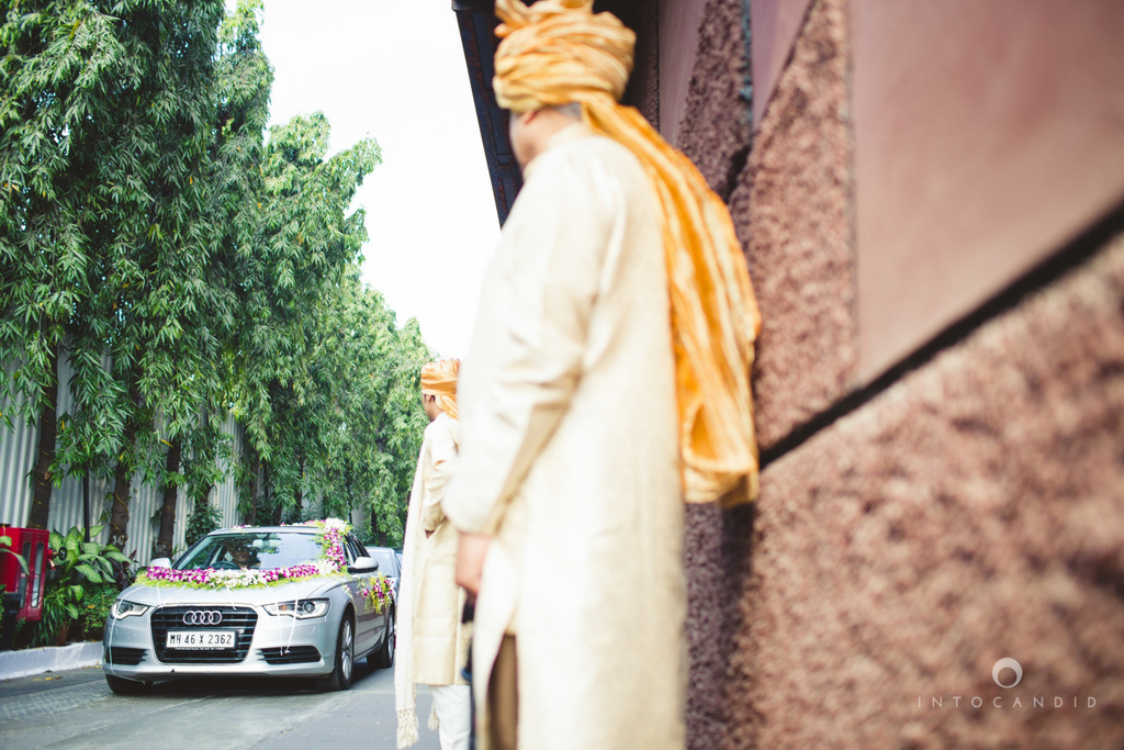 saharastar-mumbai-hindu-wedding-photography-intocandid-ma-25.jpg