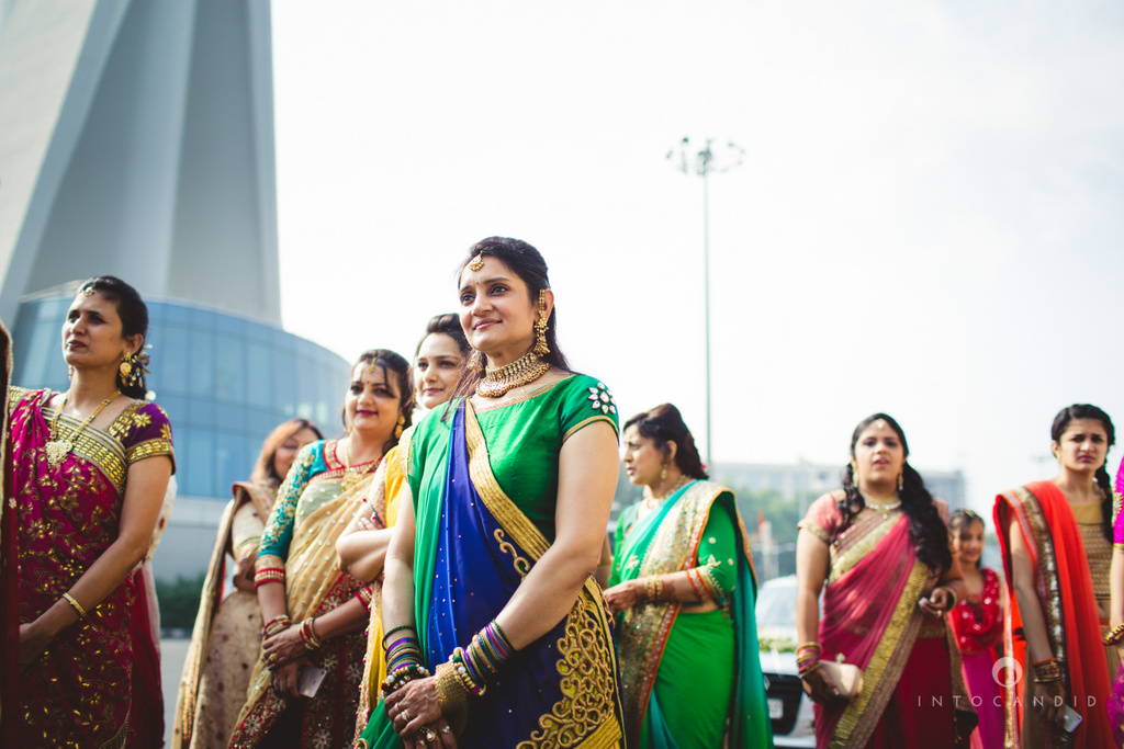 saharastar-mumbai-hindu-wedding-photography-intocandid-ma-28.jpg
