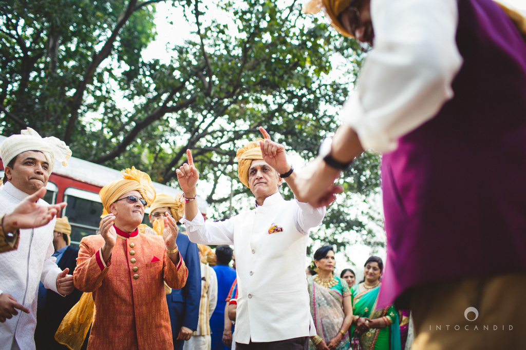 saharastar-mumbai-hindu-wedding-photography-intocandid-ma-29.jpg
