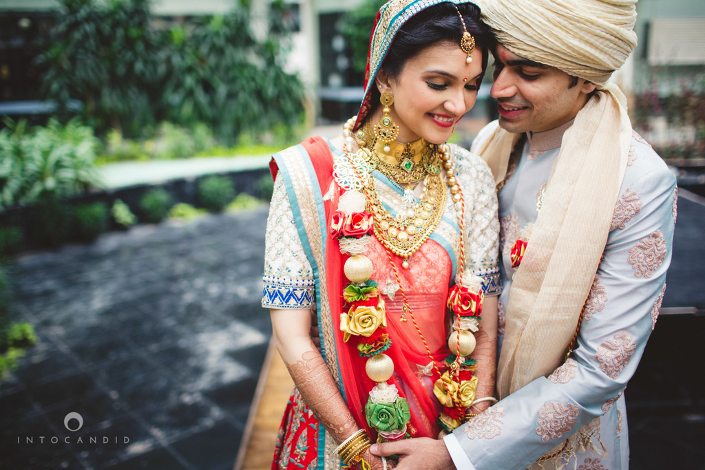 saharastar-mumbai-hindu-wedding-photography-intocandid-ma-52.jpg