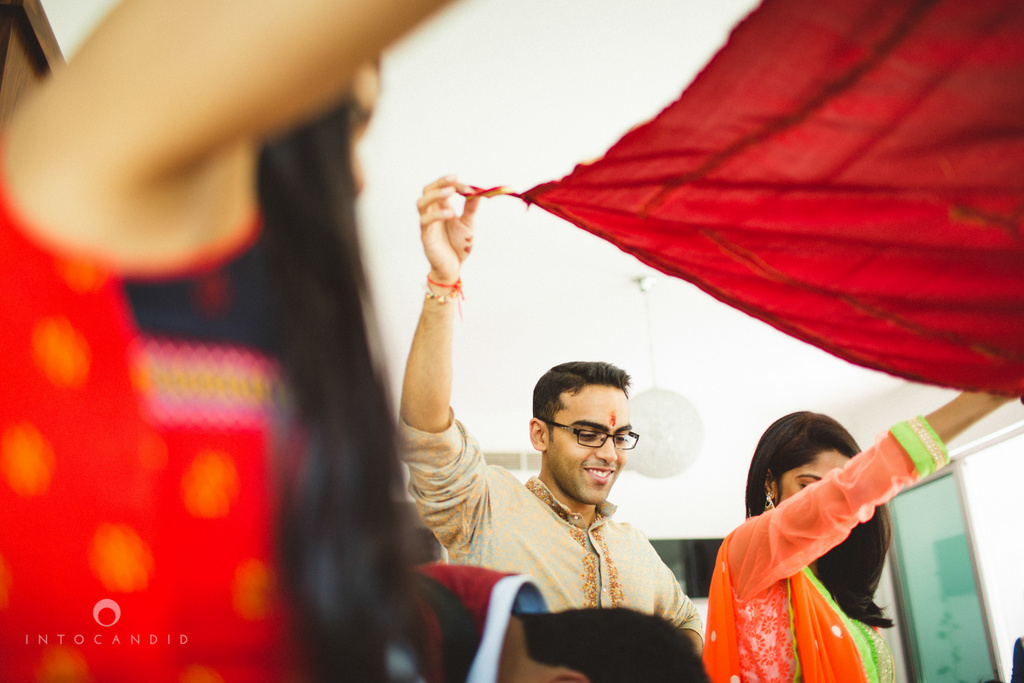 dubai-destination-wedding-into-candid-photography-haldi-pr-039.jpg