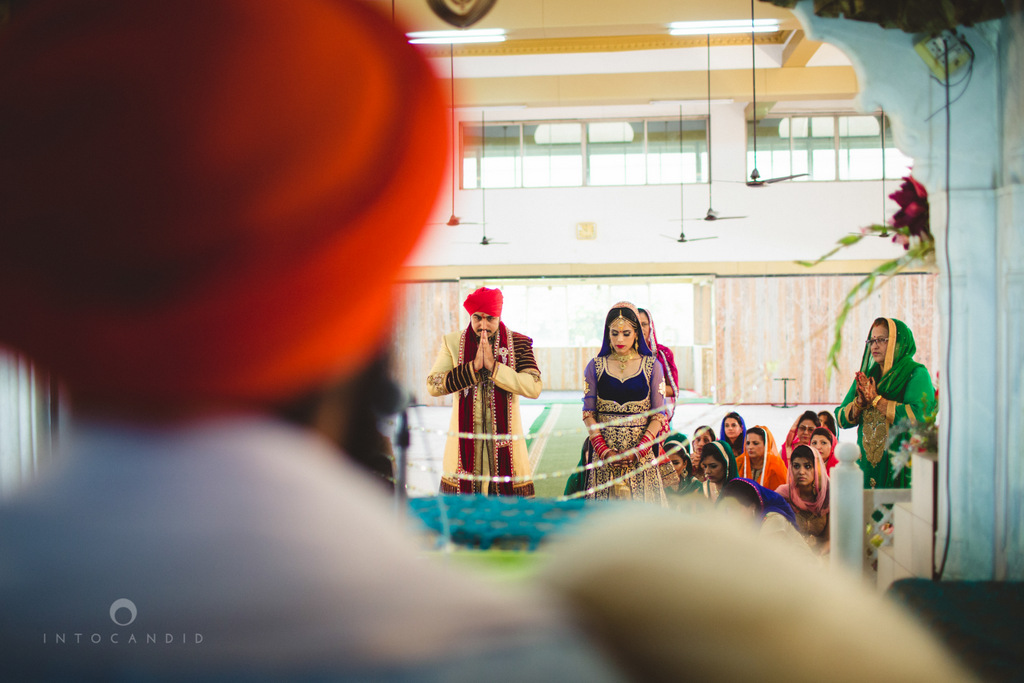 gurudwara-wedding-mumbai-photography-candid-jv-47.jpg