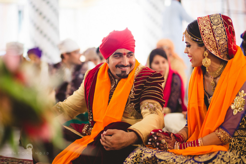 gurudwara-wedding-mumbai-photography-candid-jv-64.jpg