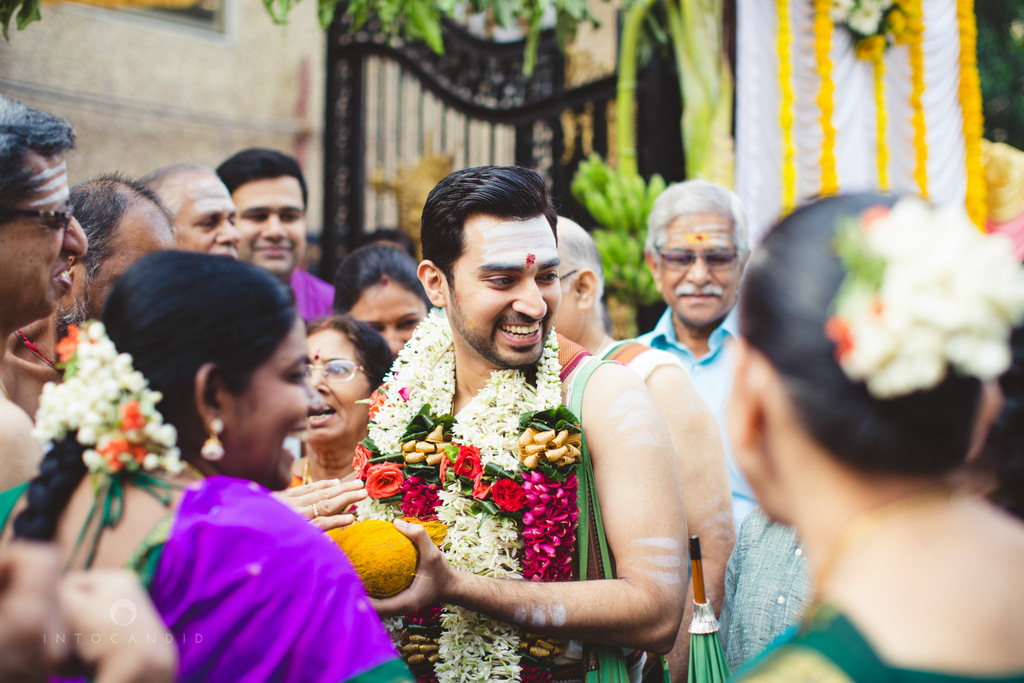 mumbai-wedding-photography-intocandid-southindian-wedding-photographer-ag-11.jpg