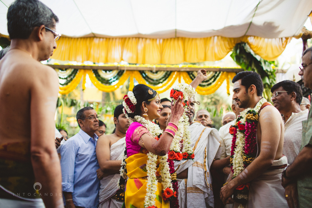 mumbai-wedding-photography-intocandid-southindian-wedding-photographer-ag-15.jpg