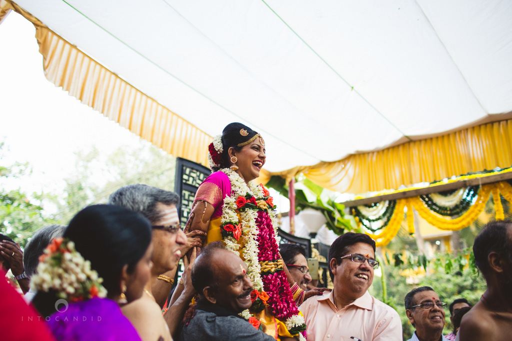 mumbai-wedding-photography-intocandid-southindian-wedding-photographer-ag-17.jpg