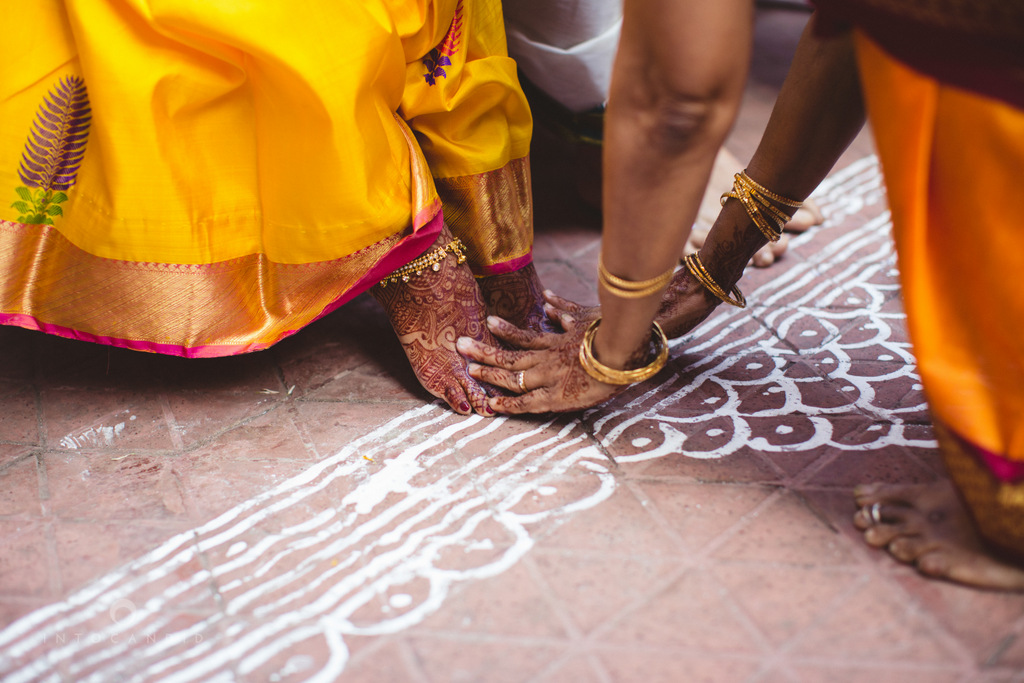 mumbai-wedding-photography-intocandid-southindian-wedding-photographer-ag-22.jpg