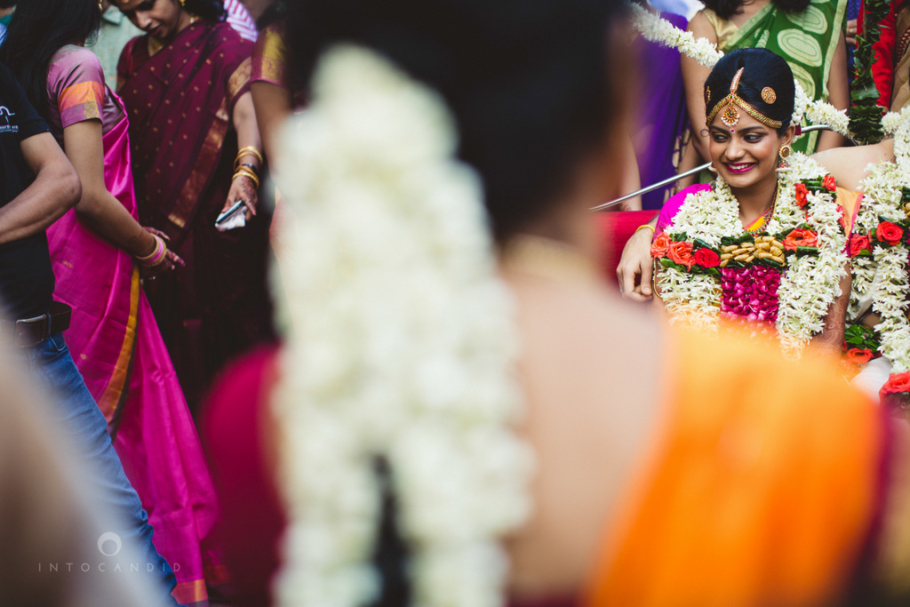 mumbai-wedding-photography-intocandid-southindian-wedding-photographer-ag-23.jpg