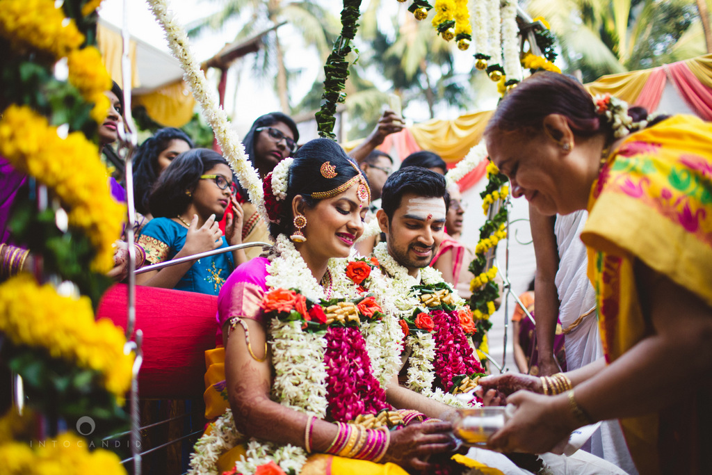 mumbai-wedding-photography-intocandid-southindian-wedding-photographer-ag-24.jpg