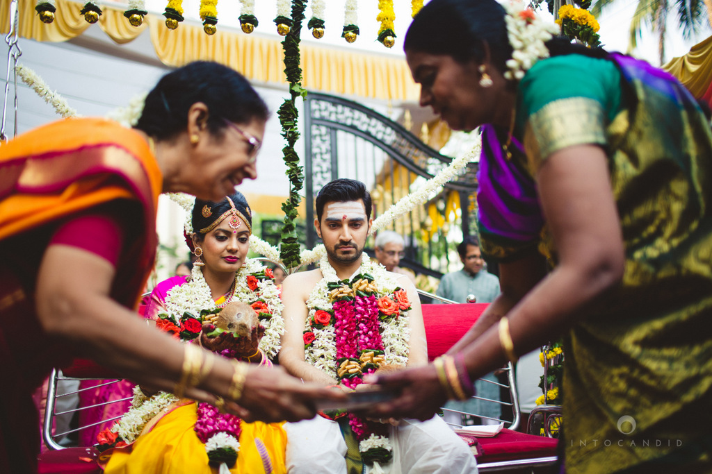 mumbai-wedding-photography-intocandid-southindian-wedding-photographer-ag-33.jpg