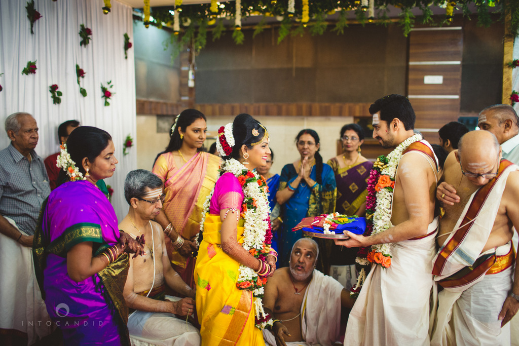 mumbai-wedding-photography-intocandid-southindian-wedding-photographer-ag-43.jpg