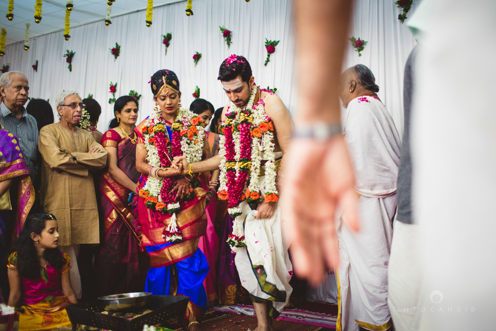 mumbai-wedding-photography-intocandid-southindian-wedding-photographer-ag-56.jpg