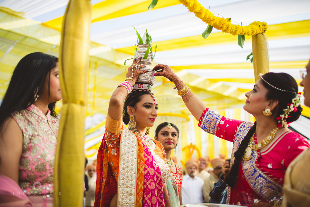 mumbai-gujarati-wedding-photographer-intocandid-photography-tg-040.jpg