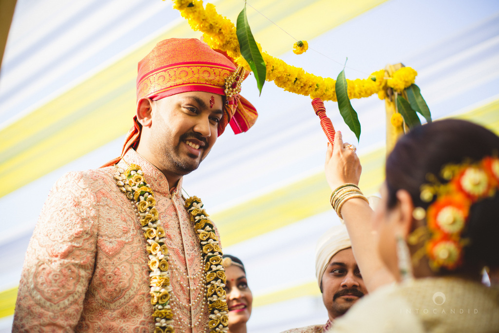 mumbai-gujarati-wedding-photographer-intocandid-photography-tg-049.jpg