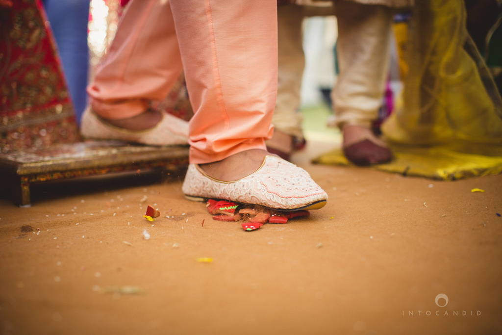 mumbai-gujarati-wedding-photographer-intocandid-photography-tg-050.jpg