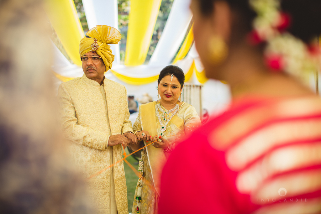 mumbai-gujarati-wedding-photographer-intocandid-photography-tg-056.jpg