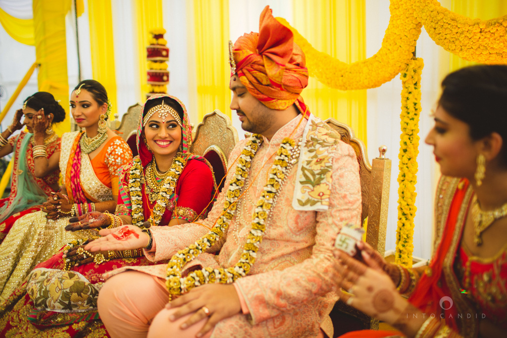 mumbai-gujarati-wedding-photographer-intocandid-photography-tg-058.jpg