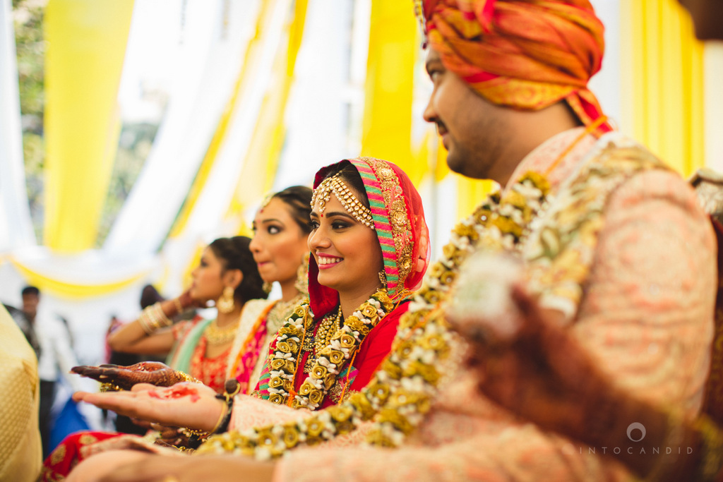 mumbai-gujarati-wedding-photographer-intocandid-photography-tg-060.jpg