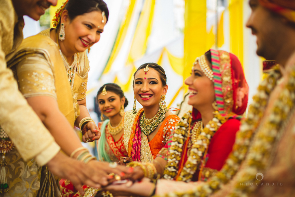 mumbai-gujarati-wedding-photographer-intocandid-photography-tg-064.jpg