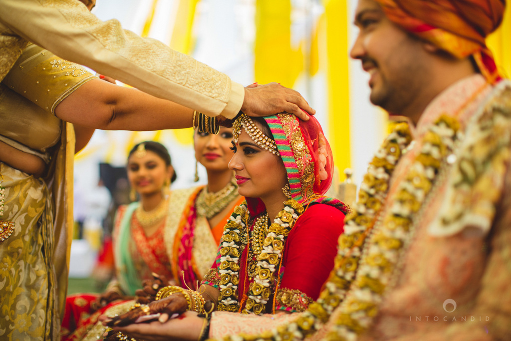 mumbai-gujarati-wedding-photographer-intocandid-photography-tg-065.jpg