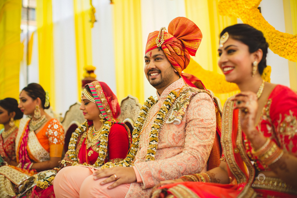 mumbai-gujarati-wedding-photographer-intocandid-photography-tg-071.jpg