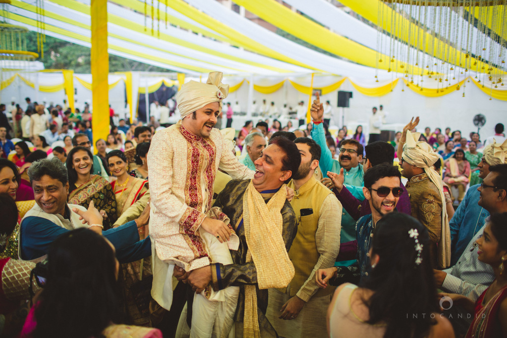 mumbai-gujarati-wedding-photographer-intocandid-photography-tg-077.jpg