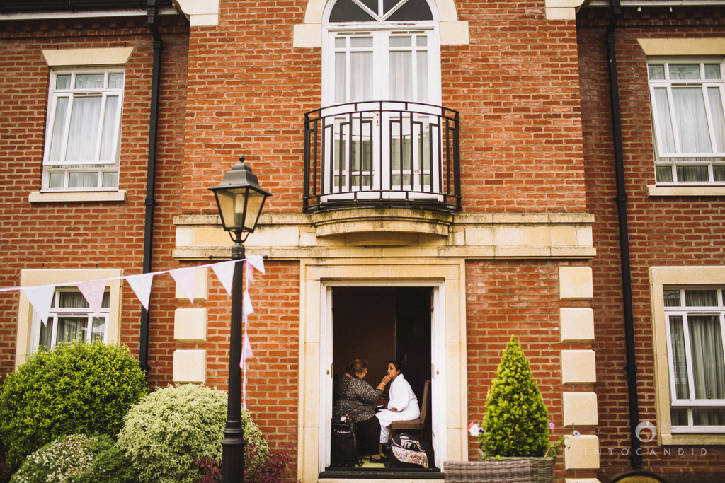 london-uk-manor-hotel-solihull-wedding-photography-intocandid-destination-photographers-ketan-manasvi-neetavimal-024.jpg