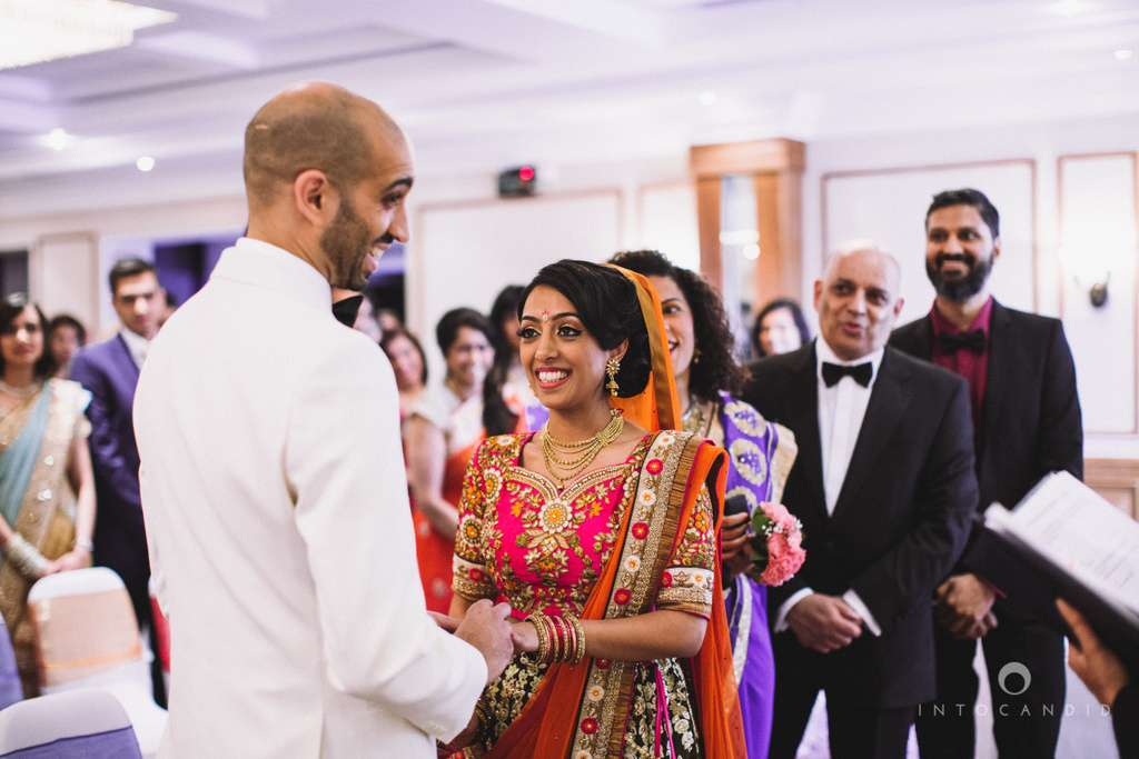 london-uk-manor-hotel-solihull-wedding-photography-intocandid-destination-photographers-ketan-manasvi-neetavimal-112.jpg