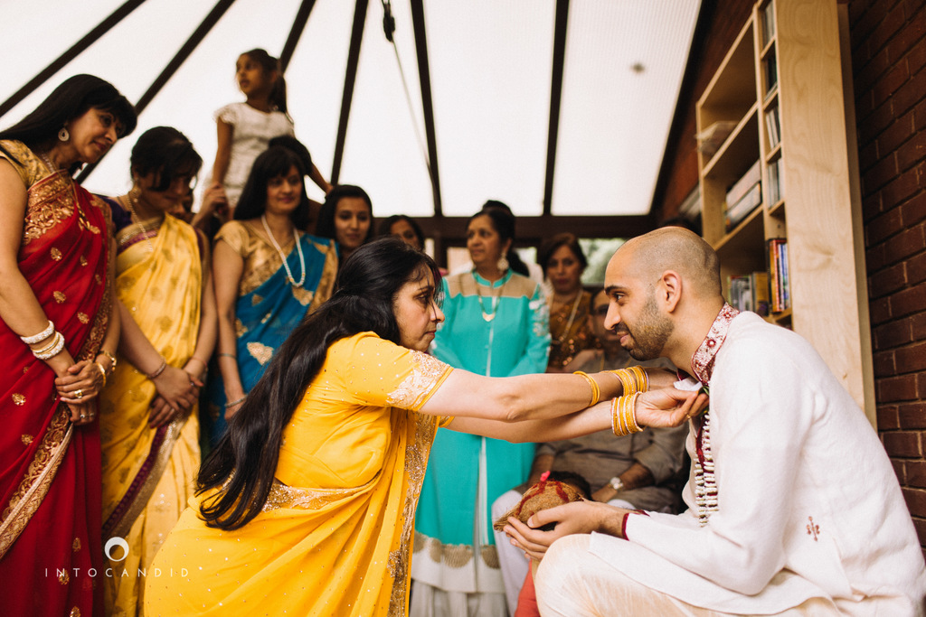 coventry-wedding-photography-wedding-destination-photographers-asian-wedding-hindu-intocandid-manasvi-ketan-photographer-43.jpg