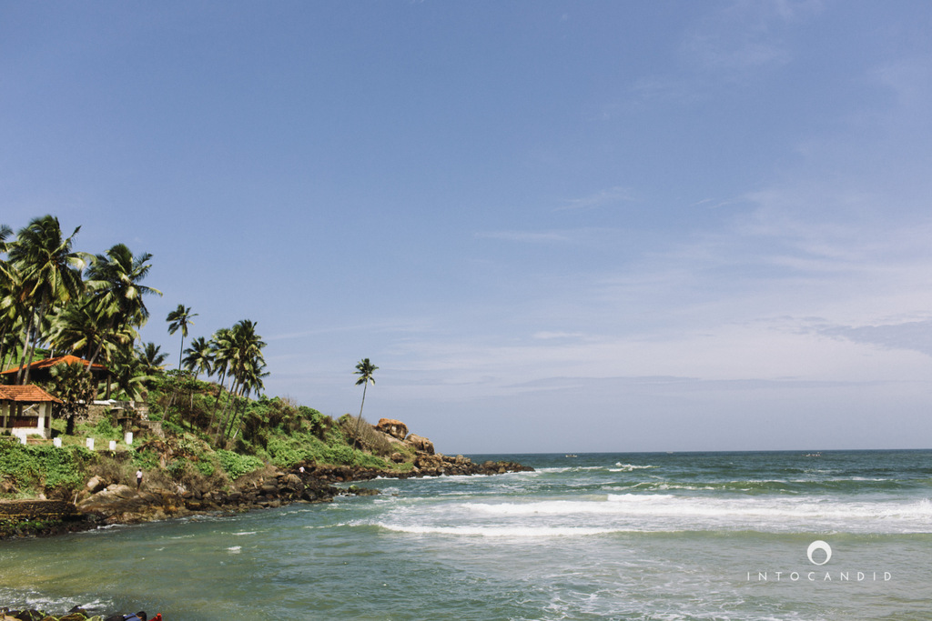 leela-kovalam-wedding-destination-indian-wedding-photography-intocandid-ra-01.jpg