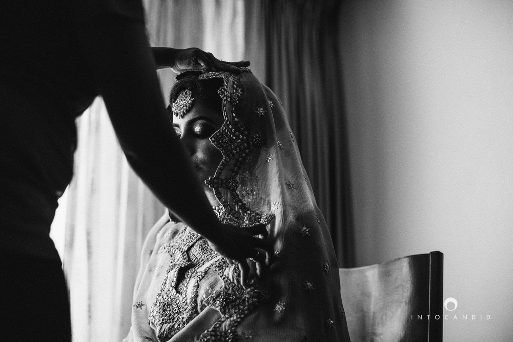 leela-kovalam-wedding-destination-indian-wedding-photography-intocandid-ra-11.jpg