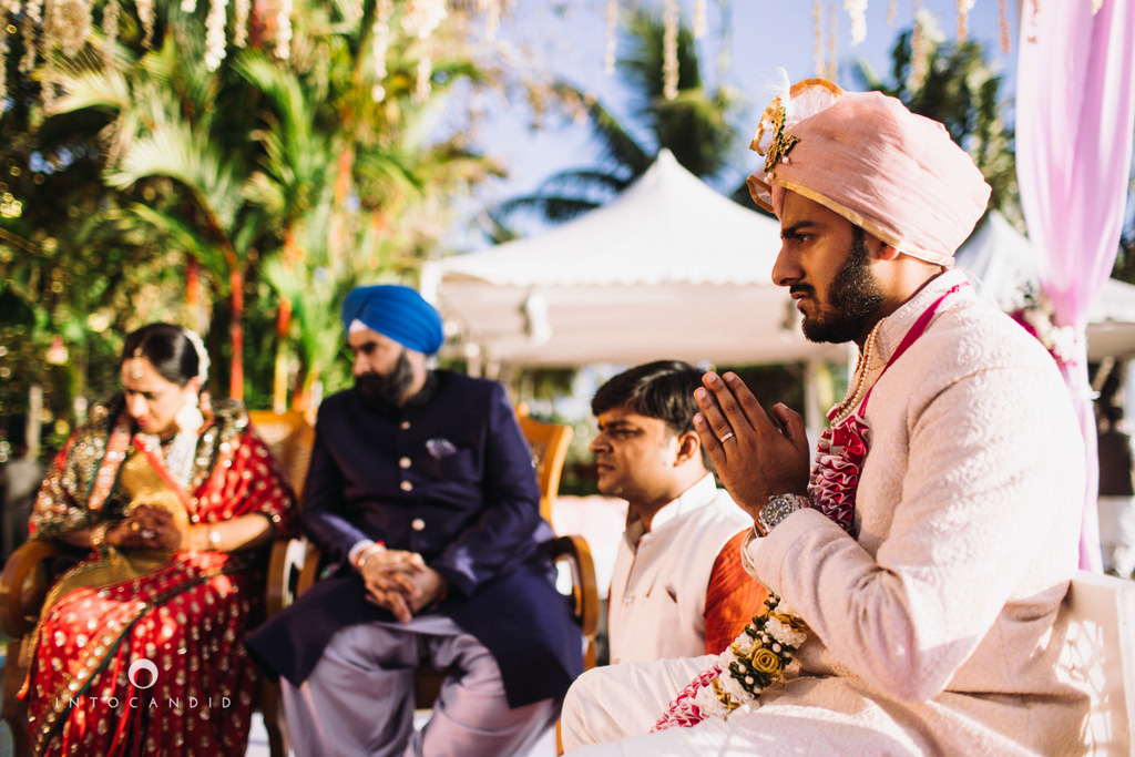 leela-kovalam-wedding-destination-indian-wedding-photography-intocandid-ra-42.jpg