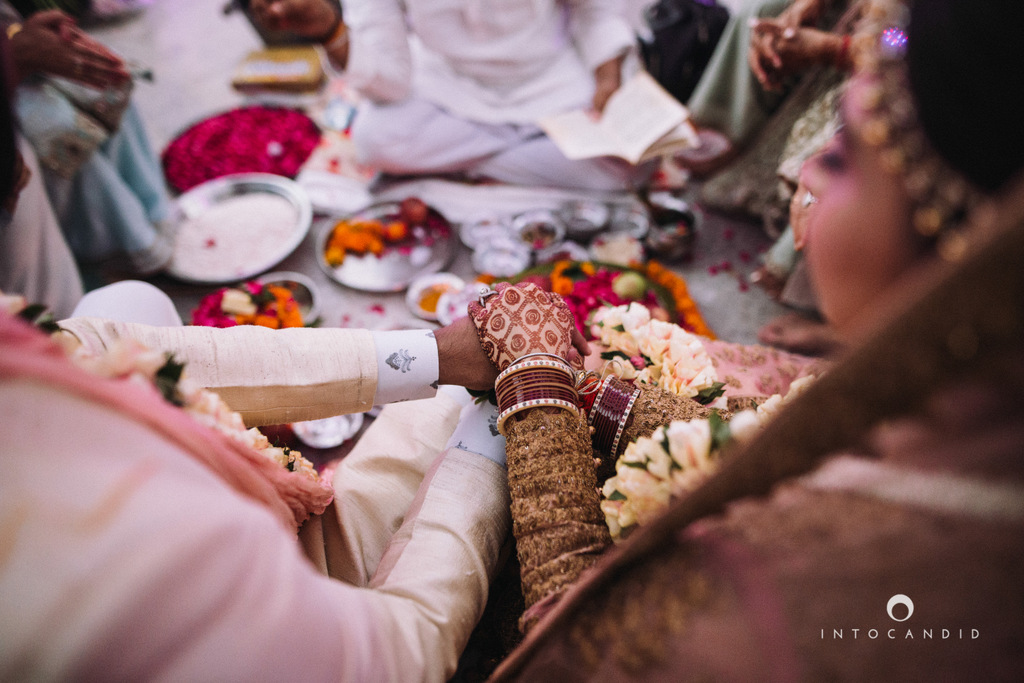 destination-delhi-wedding-photography-intocandid-photographer-ketan-photographer-manasvi-photographer-42.jpg