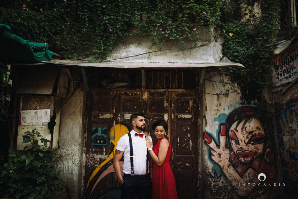 mumbai-street-prewedding-session-intocandid-wedding-photographer-ankitavikrant-10.jpg