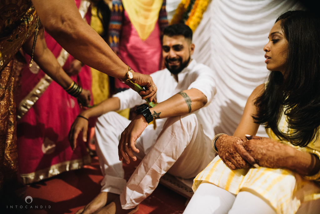 mumbai_marathi_wedding_photographer_intocandid_photography_ketan_manasvi_015.jpg