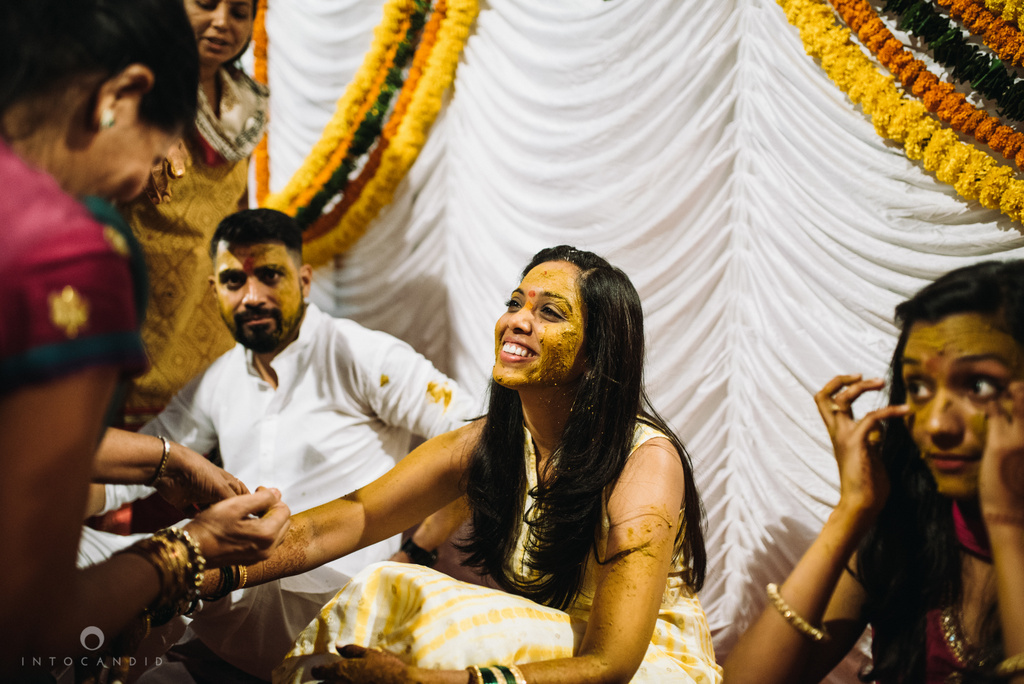 mumbai_marathi_wedding_photographer_intocandid_photography_ketan_manasvi_023.jpg