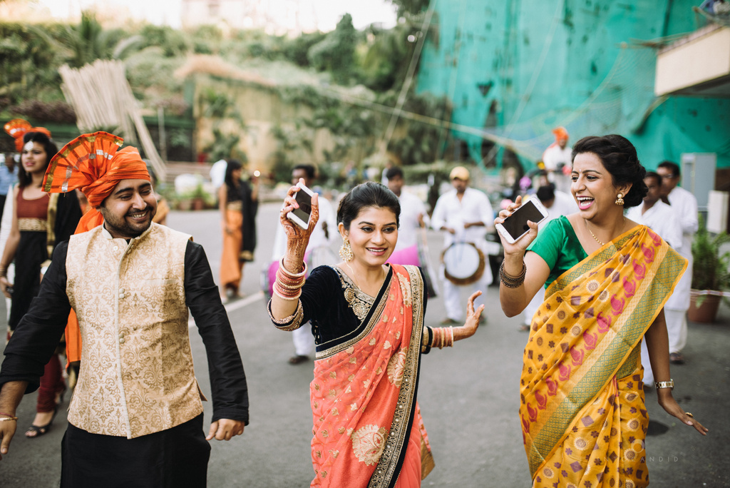 mumbai_marathi_wedding_photographer_intocandid_photography_ketan_manasvi_061.jpg