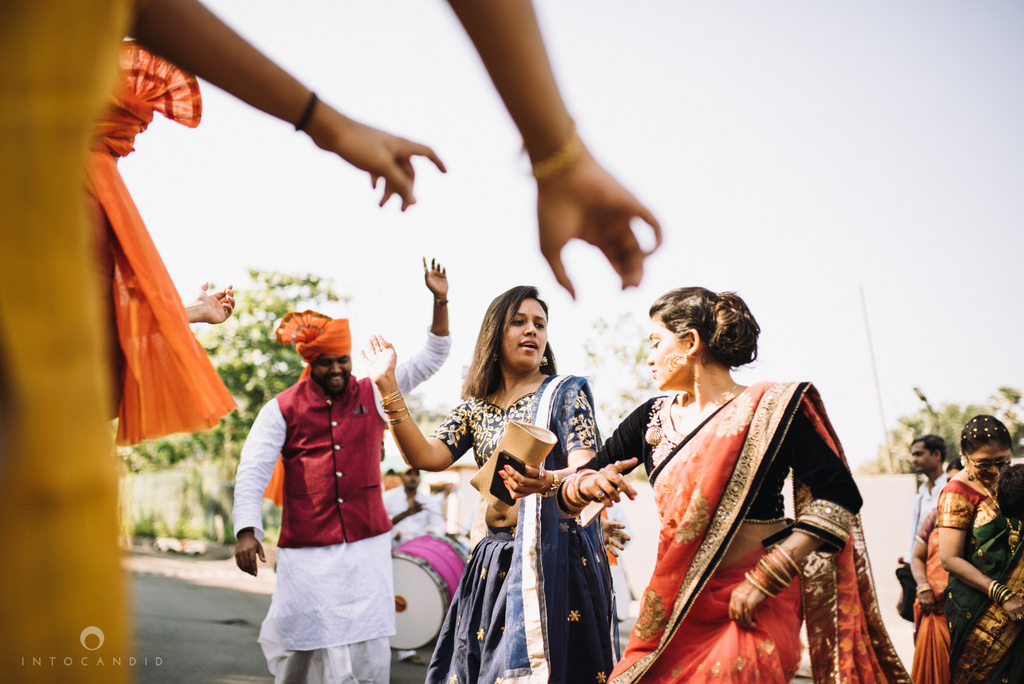 mumbai_marathi_wedding_photographer_intocandid_photography_ketan_manasvi_063.jpg